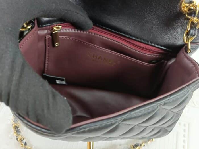 Chanel Classic Flap Crossbody Bag Caviar In Black 20cm - Image 3
