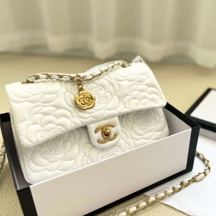 Chanel Flap Bag With Camellia Flower Chain White 26cm - Image 2