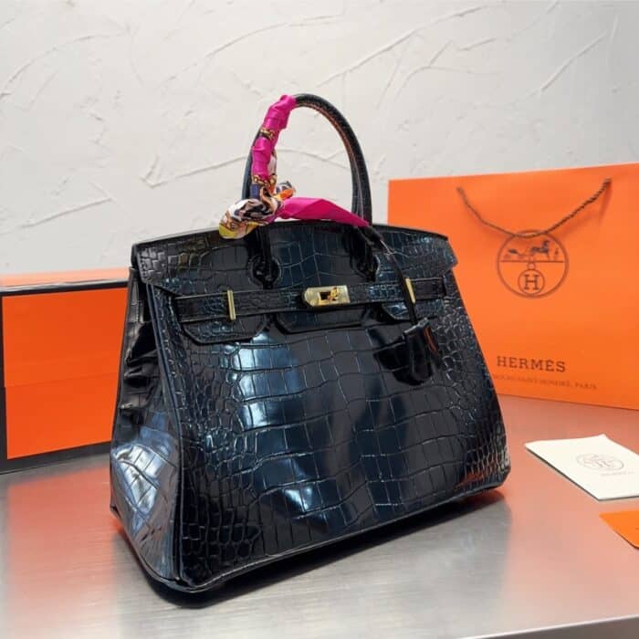 Hermes Birkin 30 Shiny Porosus Crocodile Black 30cm - Image 2