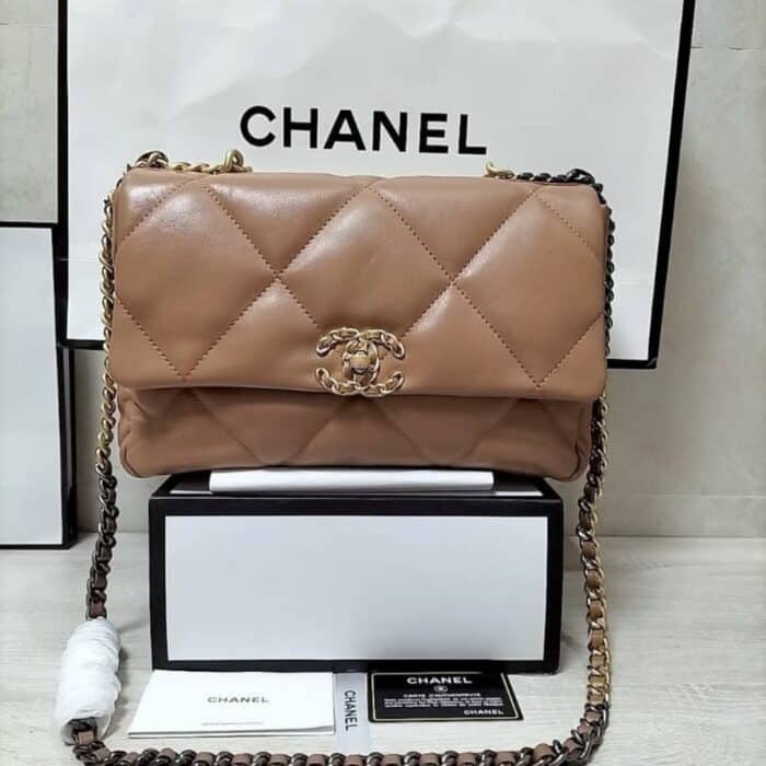 Chanel Medium 19 Flap Bag Caramel 26cm - Image 2