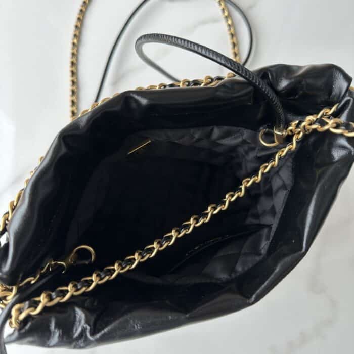Chanel 22 Mini Hand Bag Black And White 20cm - Image 2