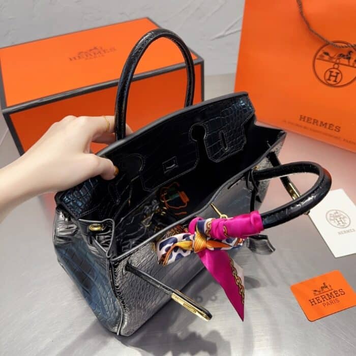 Hermes Birkin 30 Shiny Porosus Crocodile Black 30cm - Image 3