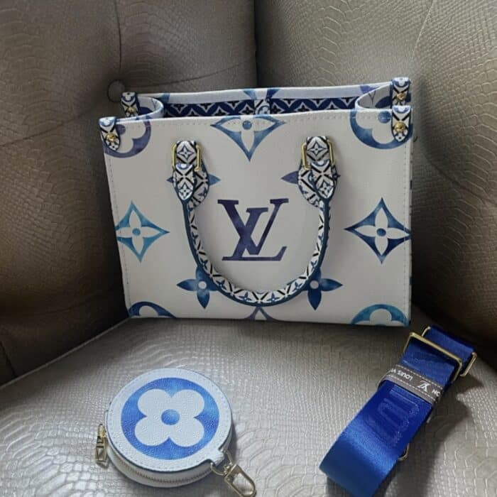 Louis Vuitton Onthego PM Bag Blue 28cm - Image 3