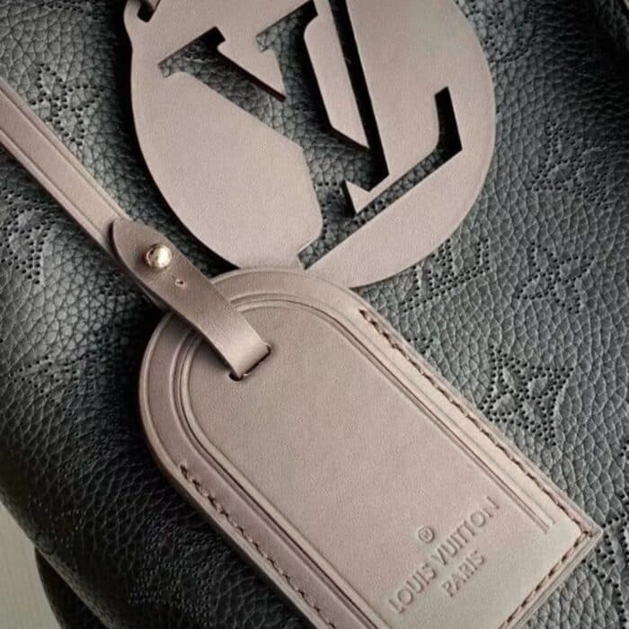 Louis Vuitton Beaubourg Hobo MM Bag Black 32cm M56073 - Image 4