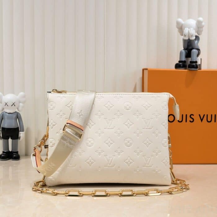 Louis Vuitton Coussin PM Cream 26cm M57793 - Image 6