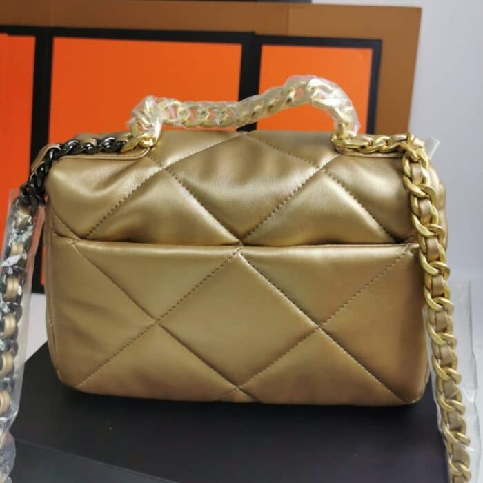 Chanel 19 Flap Bag In Gold Leather 25cm - Image 3