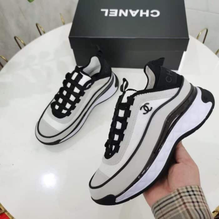 Chanel CC Low Top Sneakers White G39070 Y56144 0Q241 - Image 6