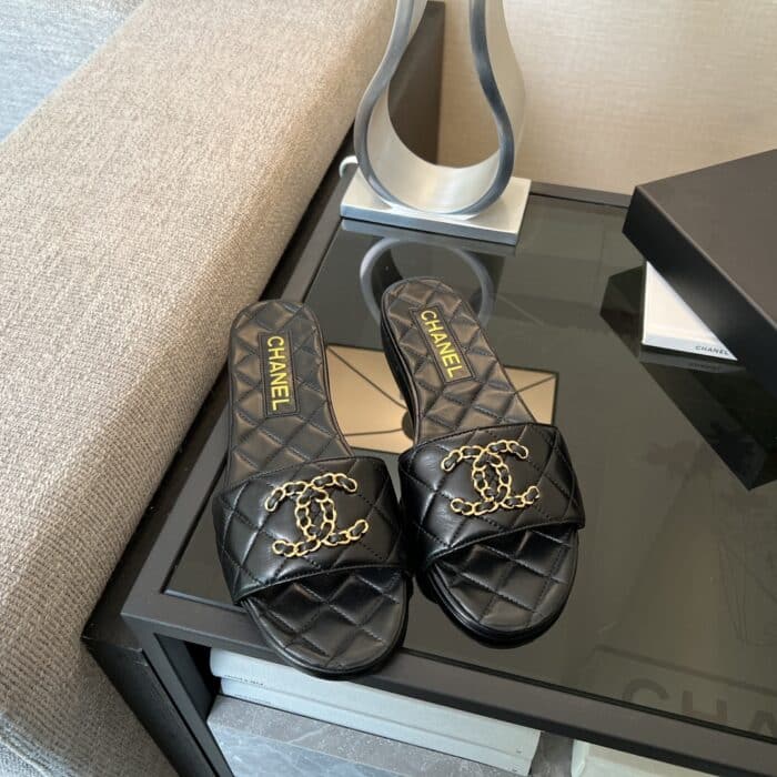 Chanel 23P Quilted CC Chain Sandal Black G39954 X56940 94305 - Image 7