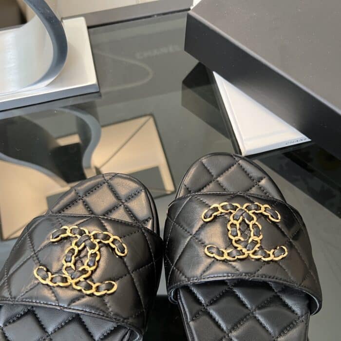 Chanel 23P Quilted CC Chain Sandal Black G39954 X56940 94305 - Image 5