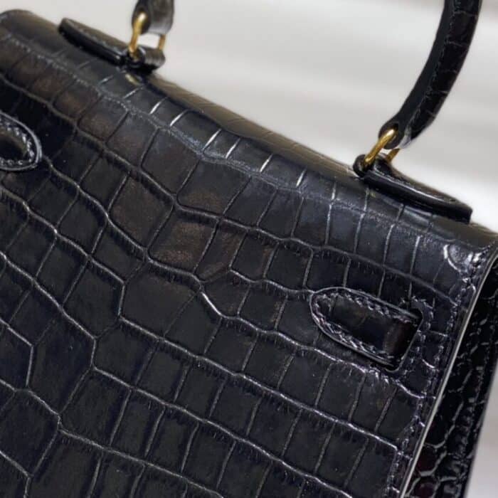 Hermes Mini Kelly K20 Gold Toned Hardware Black 20cm - Image 4