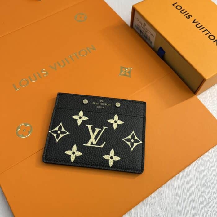 Louis Vuitton Card Holder Black 11cm M81022 - Image 2