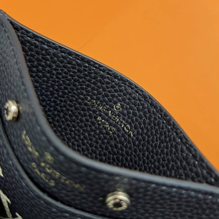 Louis Vuitton Card Holder Black 11cm M81022 - Image 3