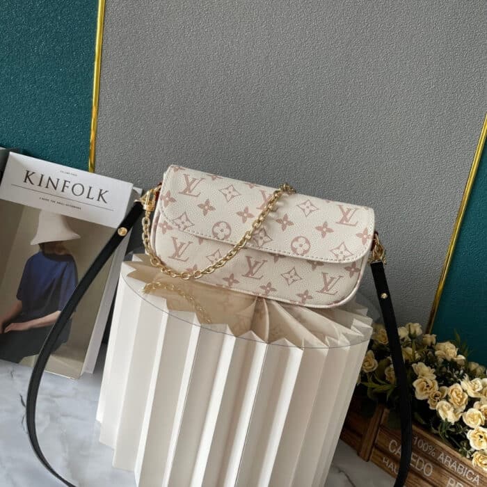 Louis Vuitton Wallet on Chain Ivy Cream 23cm M83091 - Image 7