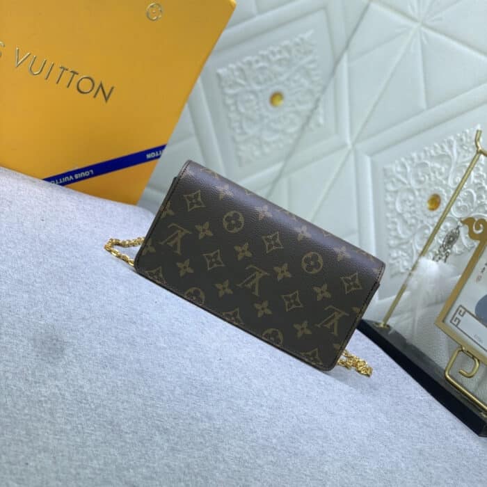 Louis Vuitton Wallet On Chain Lily 20cm M82509 - Image 8