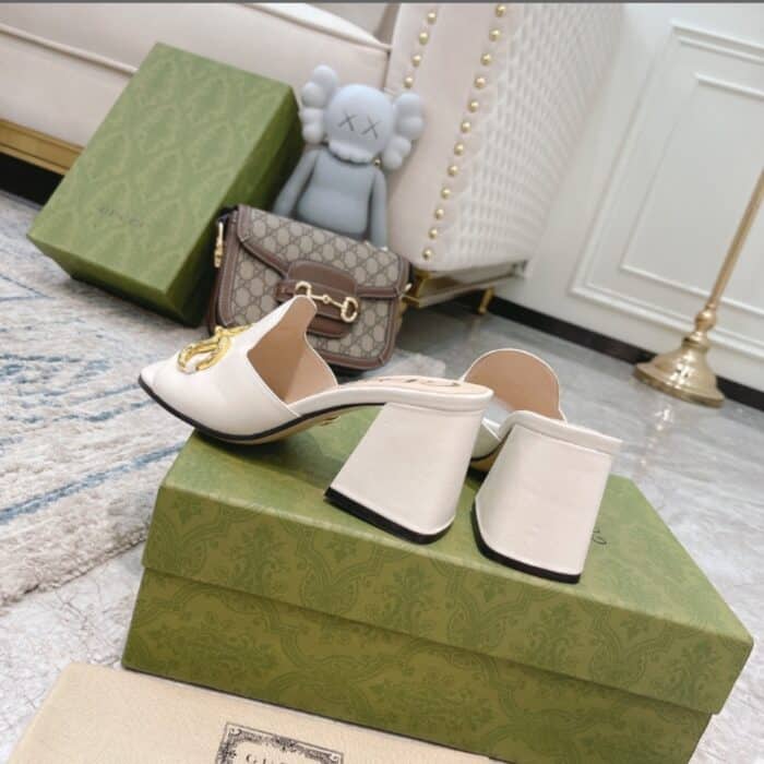 Gucci Women's Slide Sandal With Horsebit ‎White 655412 BKO00 9022 - Image 7