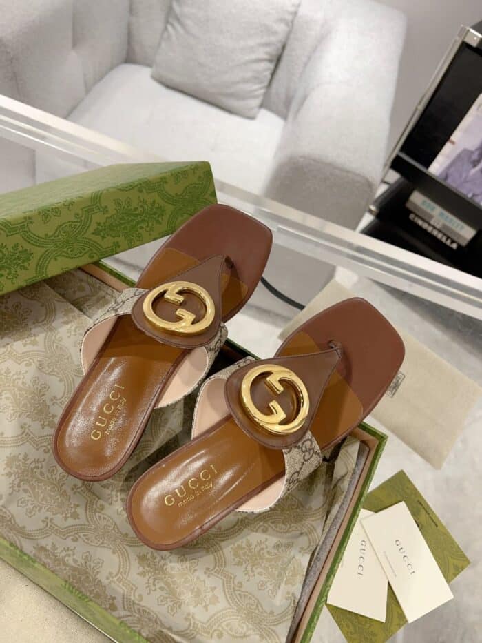 Gucci Women's' Blondie Thong Sandals in Brown - Image 6