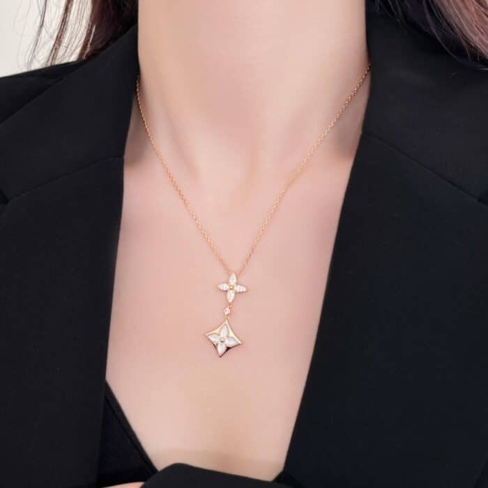 Louis Vuitton Color Blossom Double Star Pendant Q94676 - Image 7