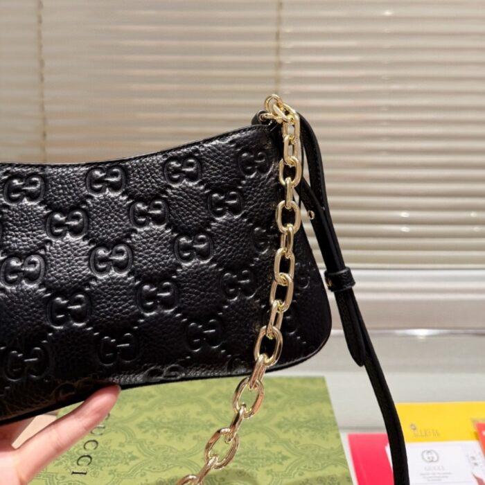 Gucci GG Emblem Super Mini Bag Black 23cm 815278 AAEEM 1000 - Image 4