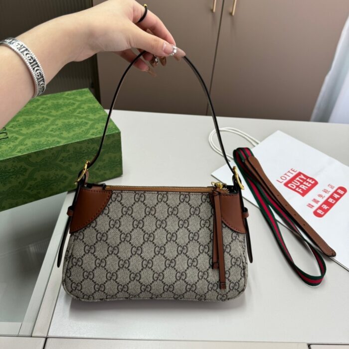 Gucci GG Emblem Super Mini Shoulder Bag Brown 24cm 820696 FAD6L 9758 - Image 2