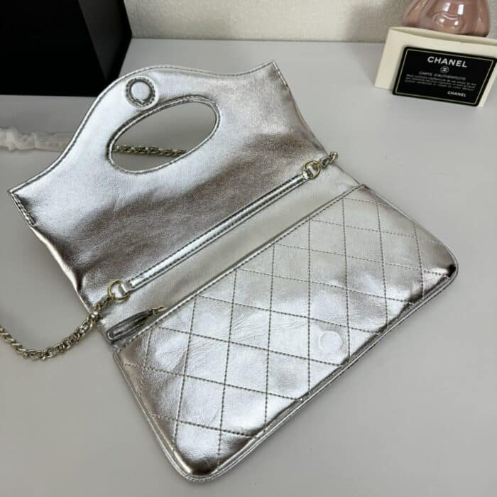 Chanel Small 31 Metallic Crumpled Pouch Bag Silver 24cm - Image 3