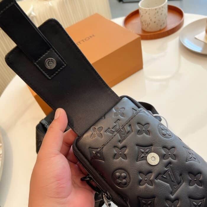 Louis Vuitton Double Phone Pouch NM Black 18cm M81323 - Image 5