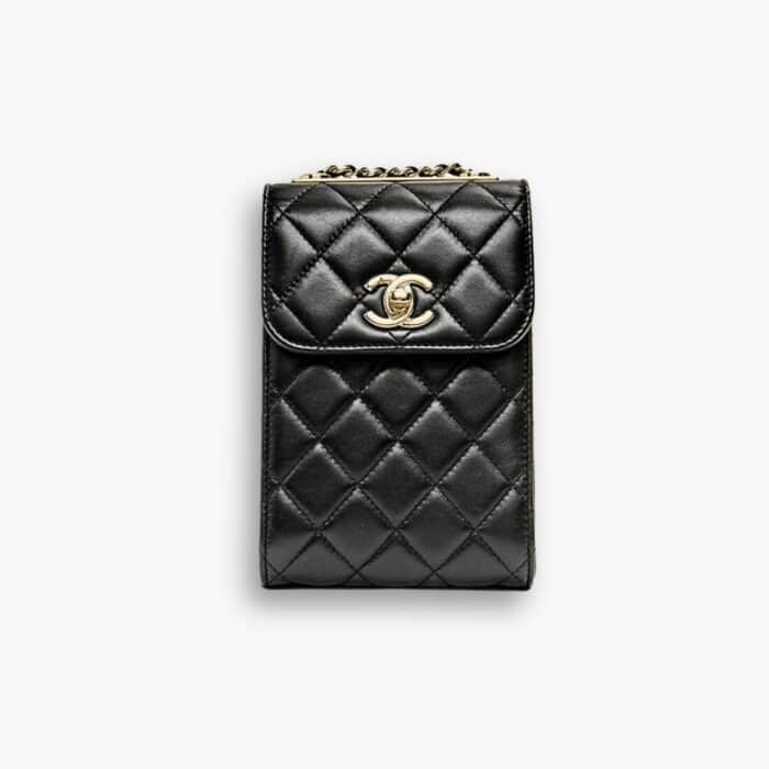 Chanel Trendy CC Phone Holder Leather Quilted Crossbody Bags Black 17 cm