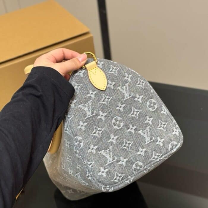 Louis Vuitton Speedy Soft 30 Washed Gray 30cm M13344 - Image 5