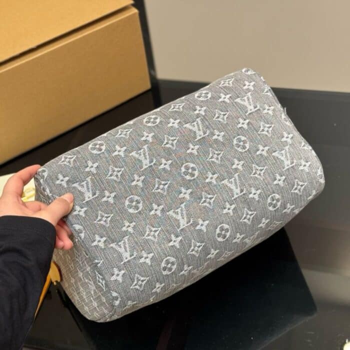Louis Vuitton Speedy Soft 30 Washed Gray 30cm M13344 - Image 4