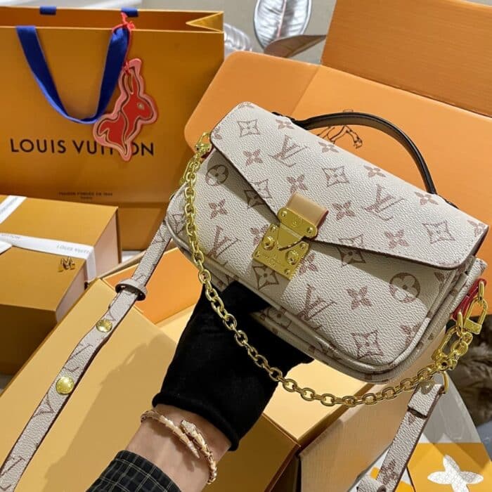 Louis Vuitton Pochette Métis East West Monogram Peach 21cm M46914 - Image 2