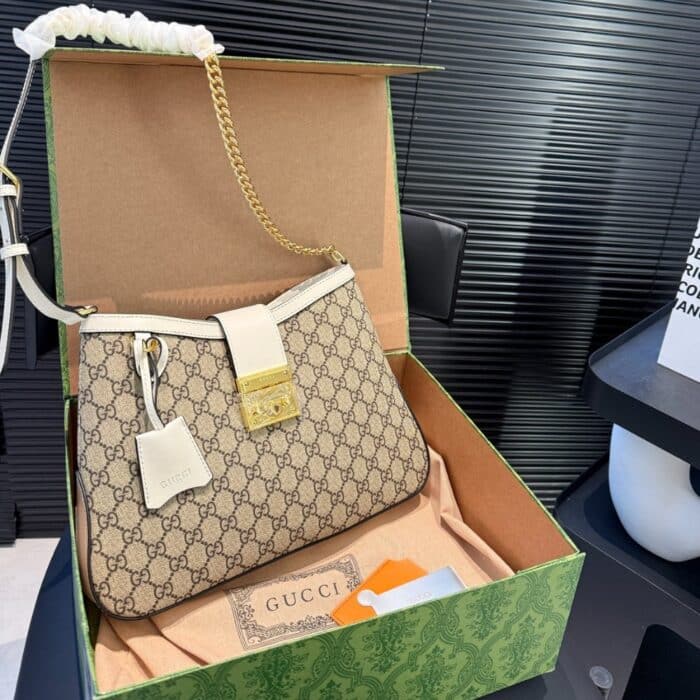 Gucci Padlock GG Medium Shoulder Bag White 33cm 795113 KHNKG 9761 - Image 2