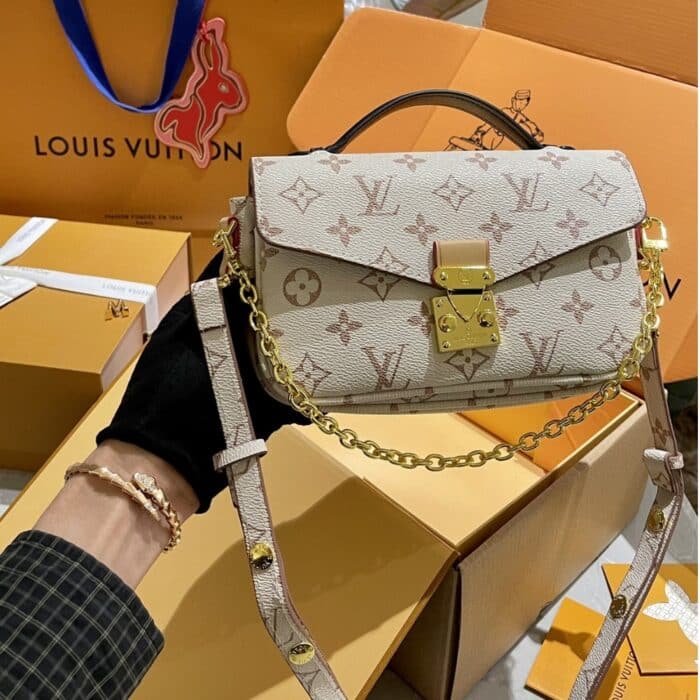 Louis Vuitton Pochette Métis East West Monogram Peach 21cm M46914 - Image 3