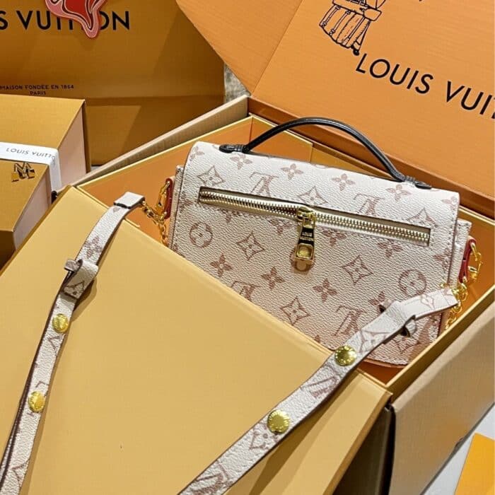 Louis Vuitton Pochette Métis East West Monogram Peach 21cm M46914 - Image 5