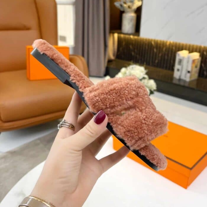 Hermes Oran Teddy Bear Slipper Sandals Cognac - Image 3