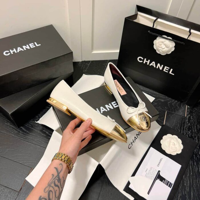 Chanel Leather Cap Toe Ballet Flats White Gold - Image 4