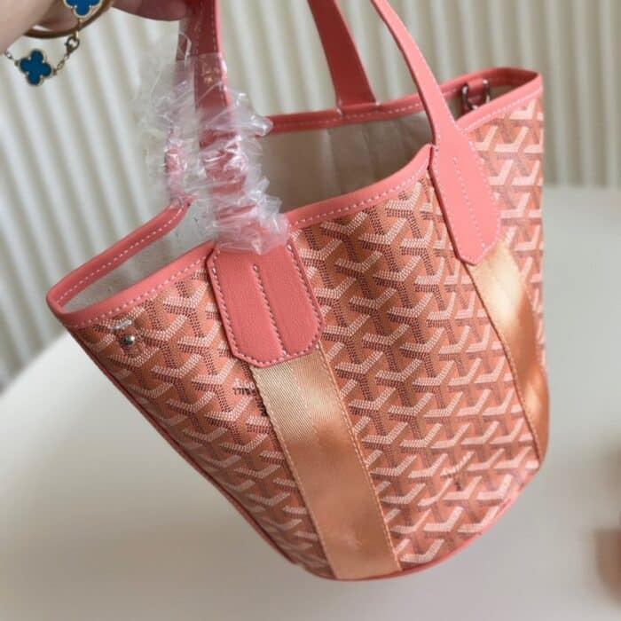 Goyard Goyardine Belharra PM Coral Tote Palladium Hardware Coral 22Cm - Image 4