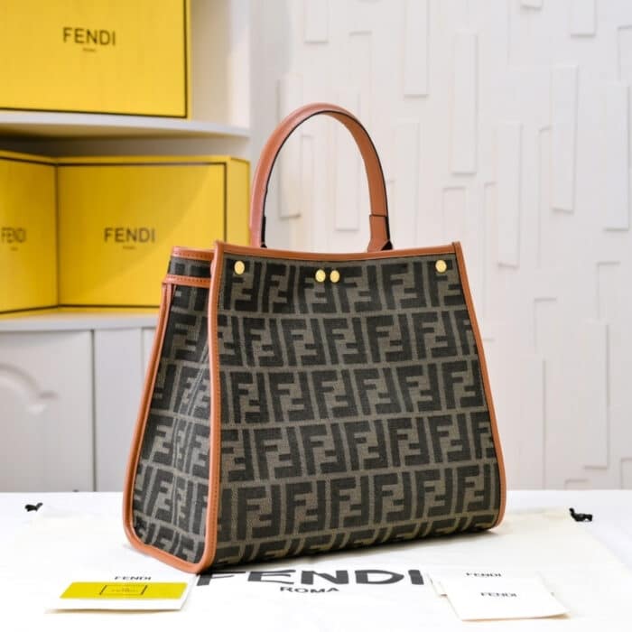 Fendi Peekaboo FF Logo Handbag Brown 30Cm - Image 4