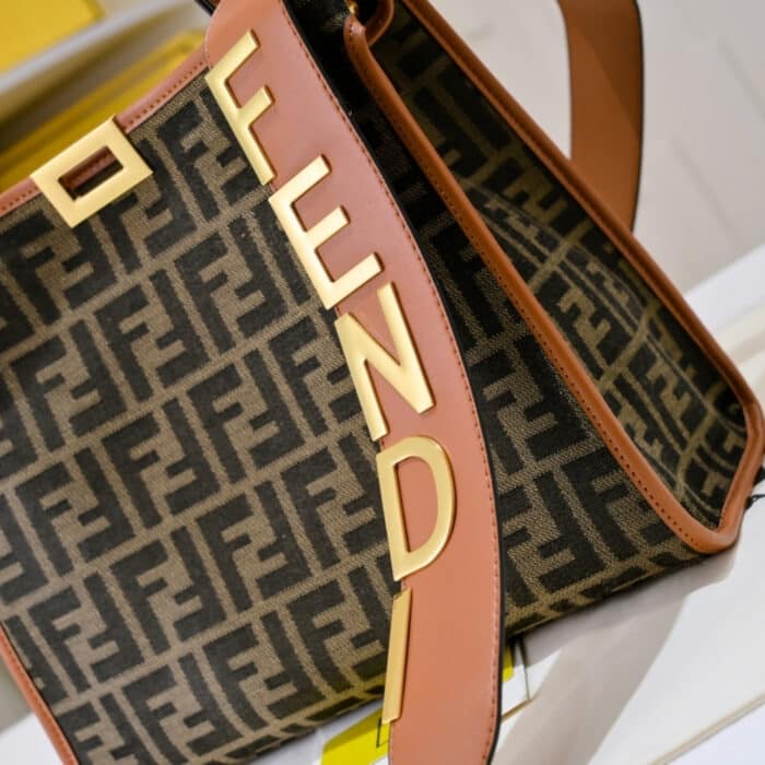 Fendi Peekaboo FF Logo Handbag Brown 30Cm - Image 5