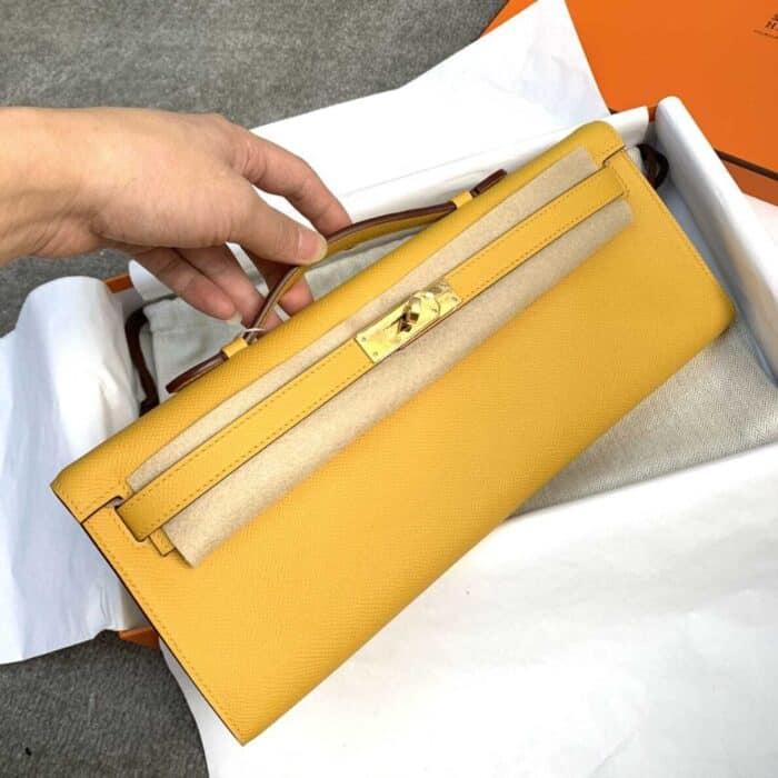 Hermes Kelly Cut Clutch Swift Gold Yellow 28Cm - Image 4