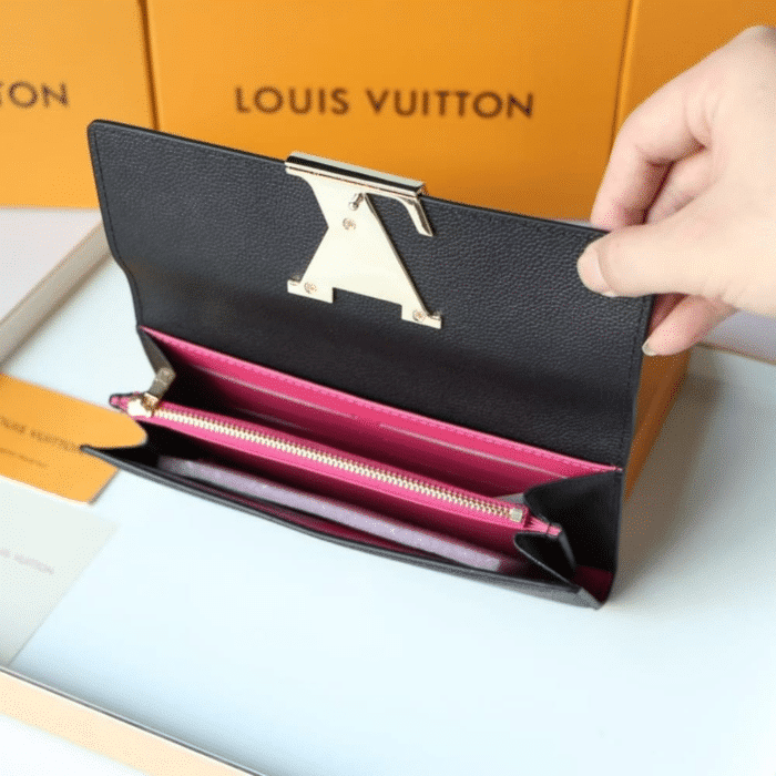 Louis Vuitton Capucines Long Wallet Black 20 cm - Image 7