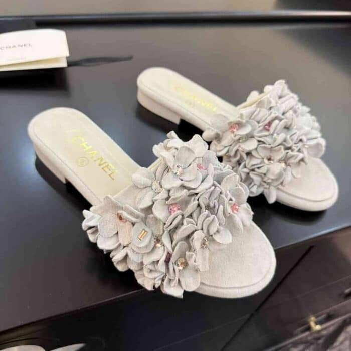 Chanel Mules Suede Kidskin And Strass White G46231 B19043 NAEYA - Image 2