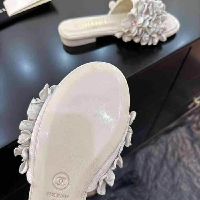 Chanel Mules Suede Kidskin And Strass White G46231 B19043 NAEYA - Image 5