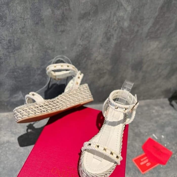 Valentino Rockstud Flatform Sandal White - Image 6