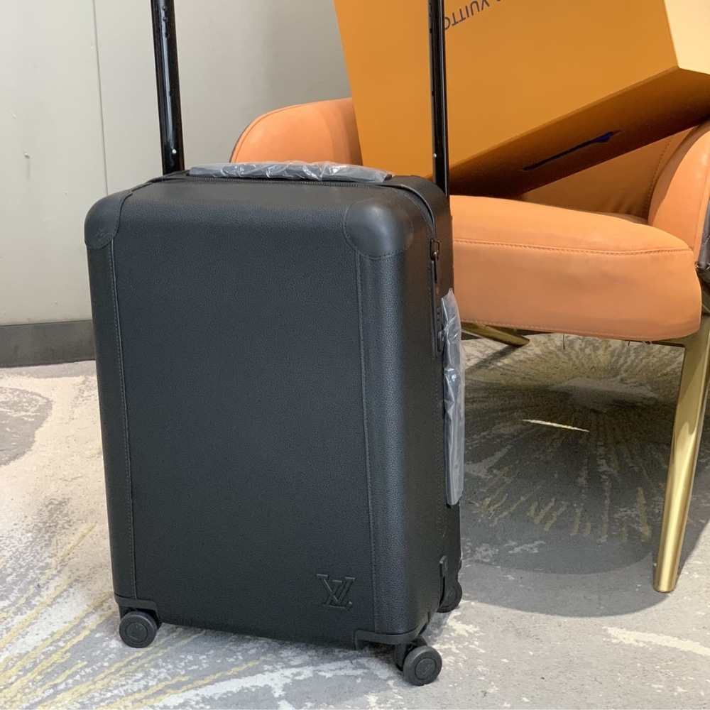 Louis Vuitton Horizon 55 Suitcase Grained Leather Black 55cm M10240 - Image 4