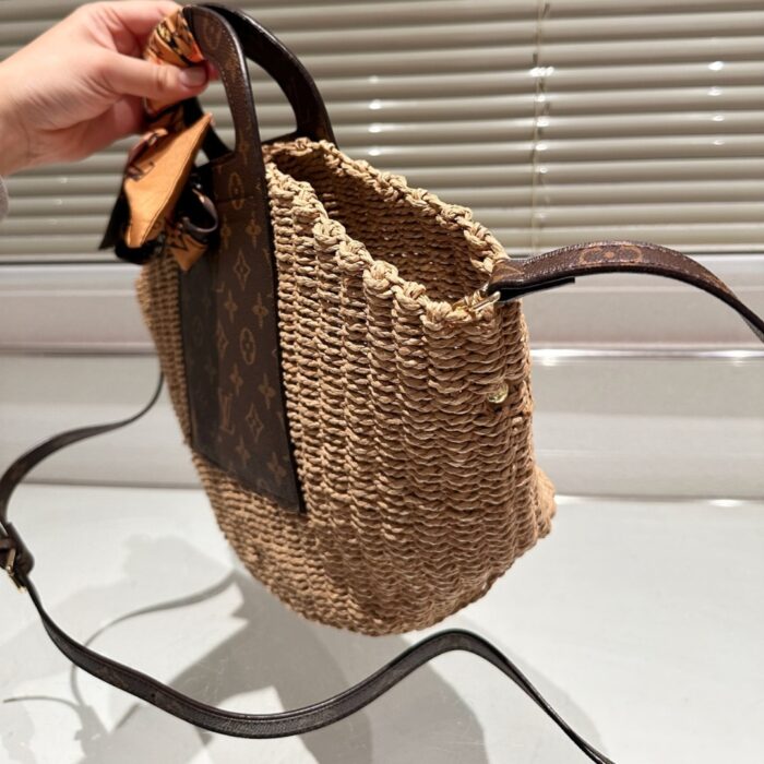Louis Vuitton Raffia Monogram Crossbody Shoulder Bag Natural 21cm - Image 4
