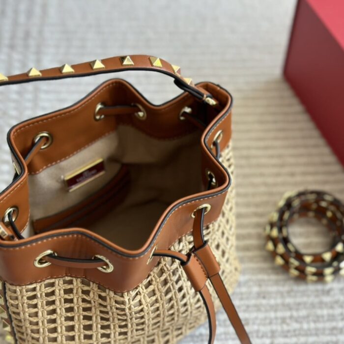 Valentino Rockstud Woven Bucket Bag Brown 19cm - Image 8