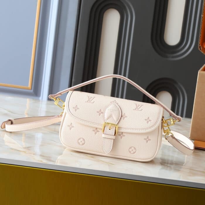 Super Vip 1:1 - Louis Vuitton Nano Diane Bicolor Eden 19Cm M13642 - Image 2