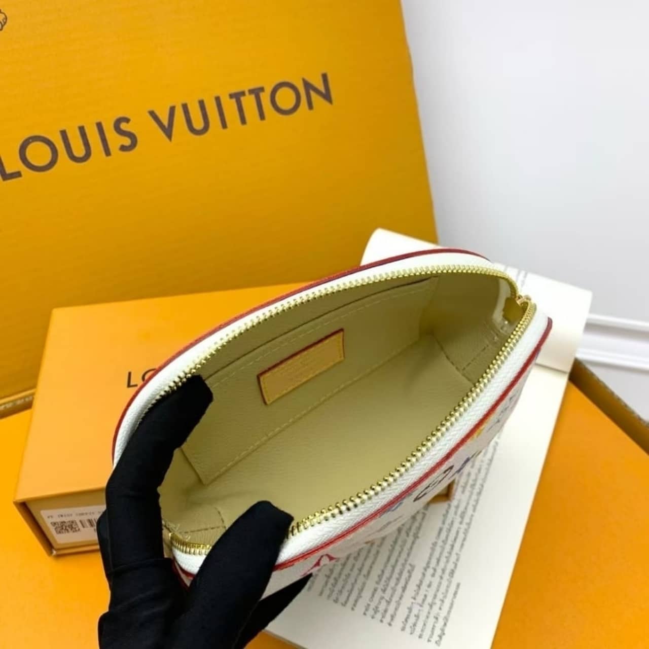 Perfect Match: Louis Vuitton TM Keepall Bandouliere Multicolored 45cm X Louis Vuitton TM Cosmetic Pouch 19cm - Image 9