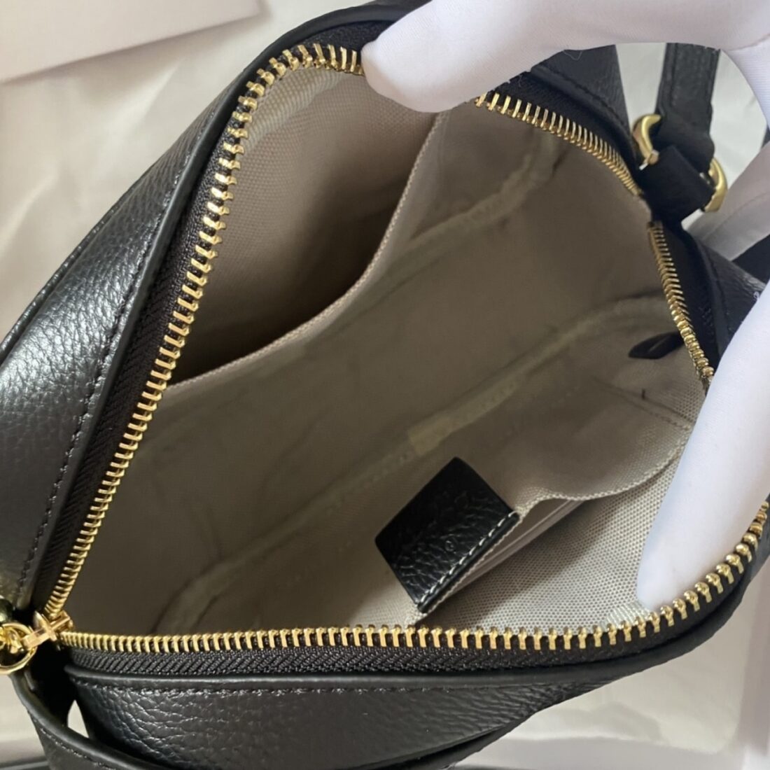 Gucci Soho Small Leather Disco Bag Black 21Cm 308364 A7M0G 1000 - Image 5