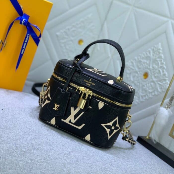 Louis Vuitton Vanity PM Black Cream 19Cm - Image 2