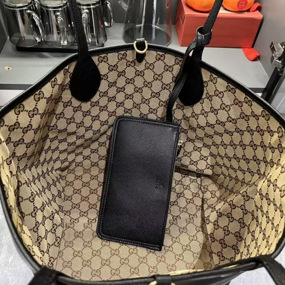 Gucci Totissima Large Reversible Tote Black 30Cm ‎839112 AAFEQ 1069 - Image 7